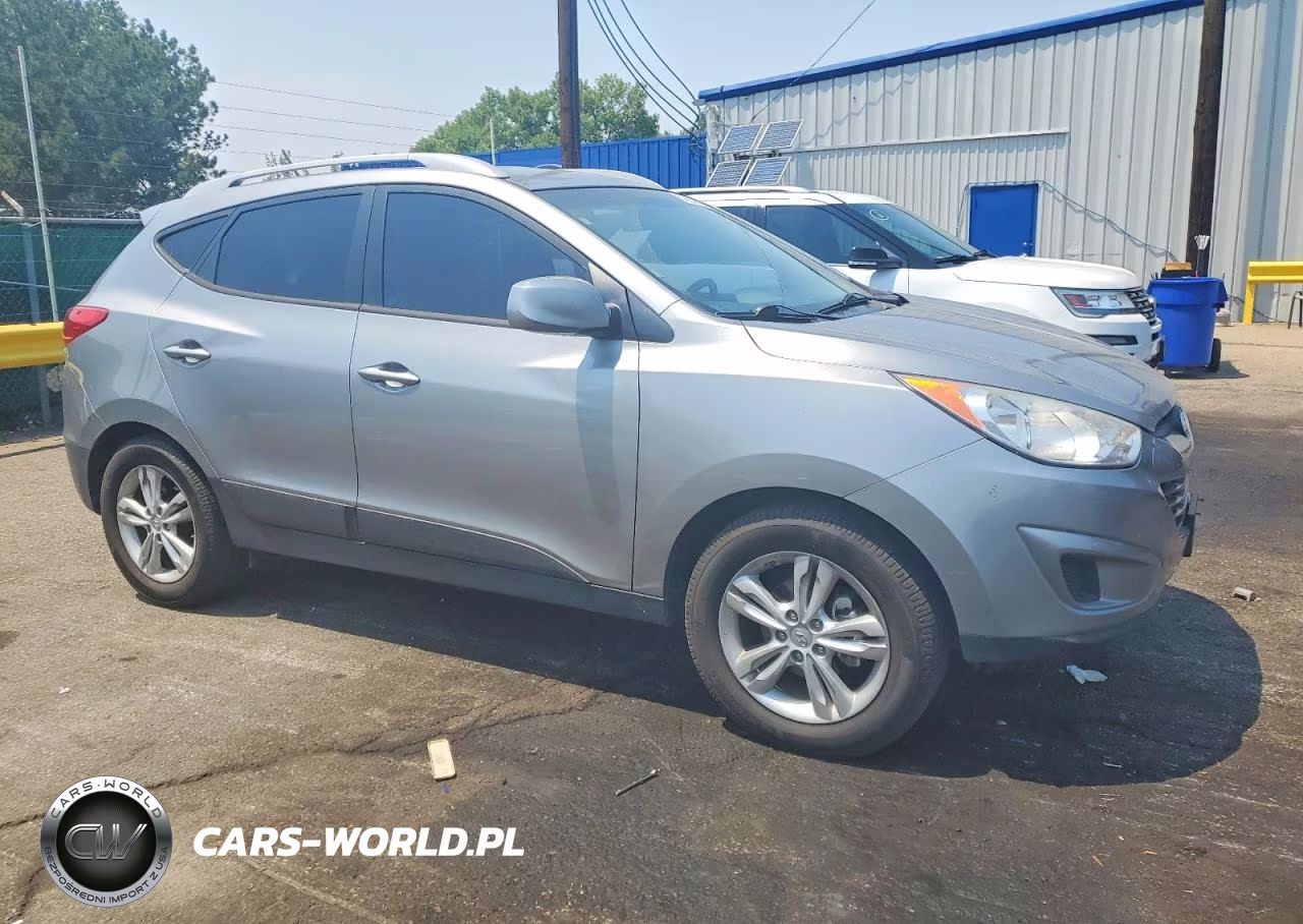 2011 Hyundai Tucson Gls VIN:KM8JU3AC1BU272888 - 4