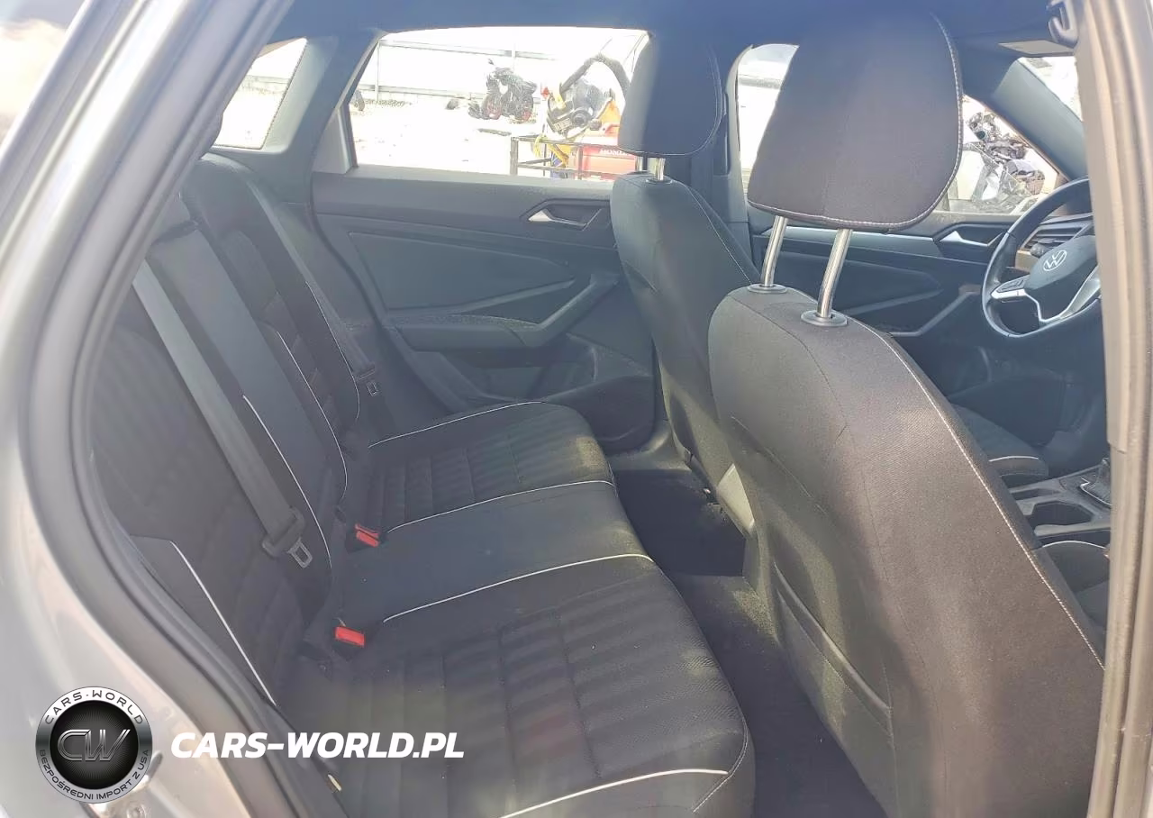 2022 Volkswagen Jetta Sport VIN:3VWBM7BU8NM034453 - 10