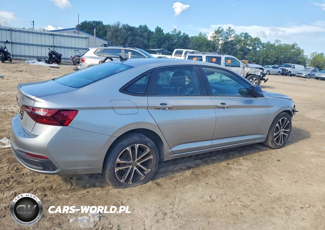 2022 Volkswagen Jetta Sport VIN:3VWBM7BU8NM034453 - 3