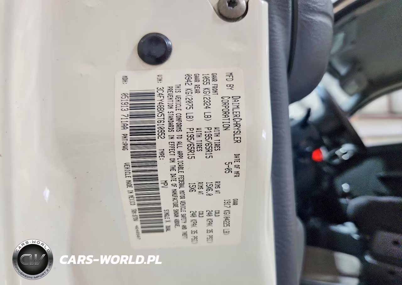 2005 Chrysler Pt Cruiser Base VIN:3C4FY48BX5T610952 - 13
