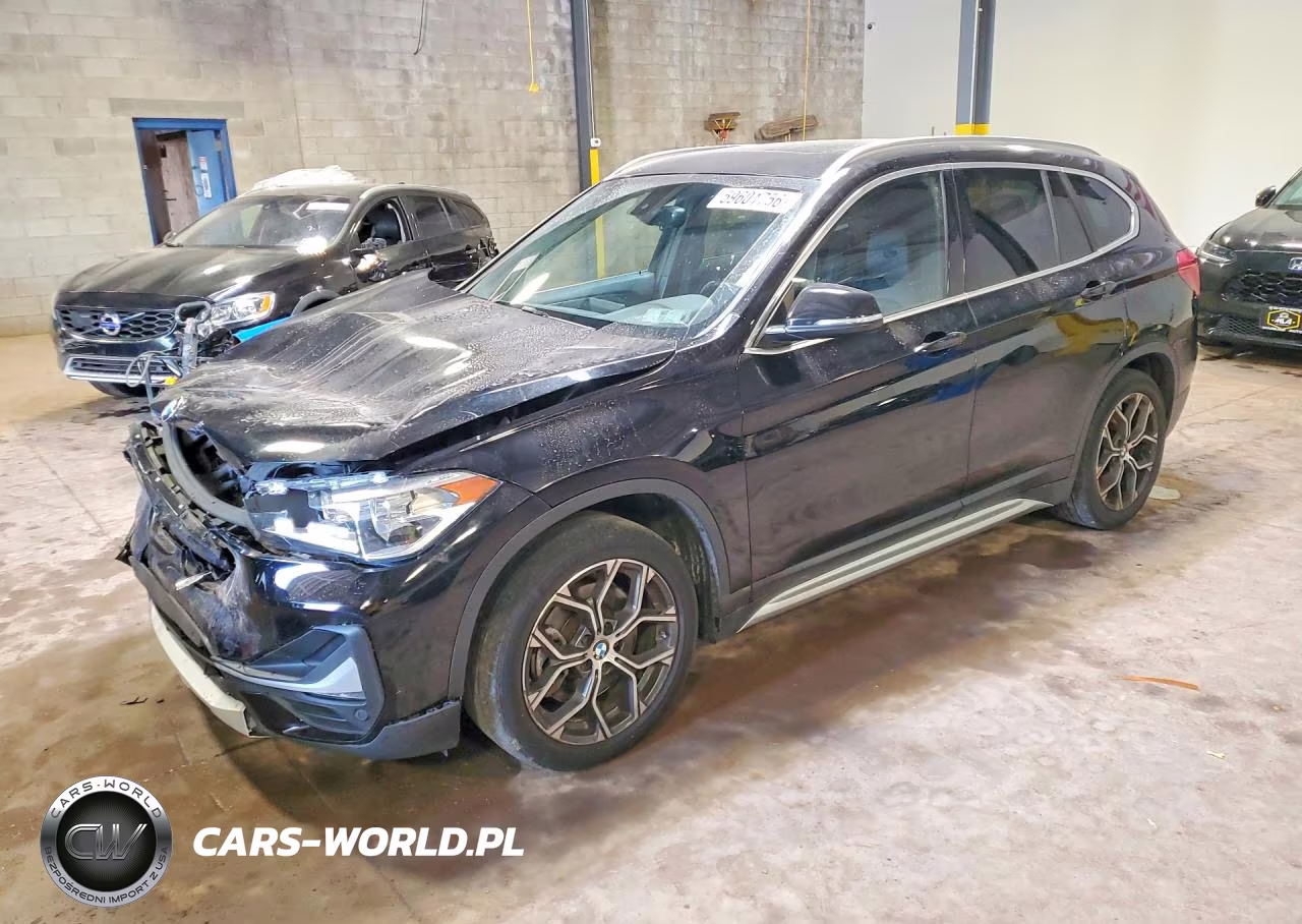 2020 BMW X1 xDrive28I – zdjęcie 1 z 13