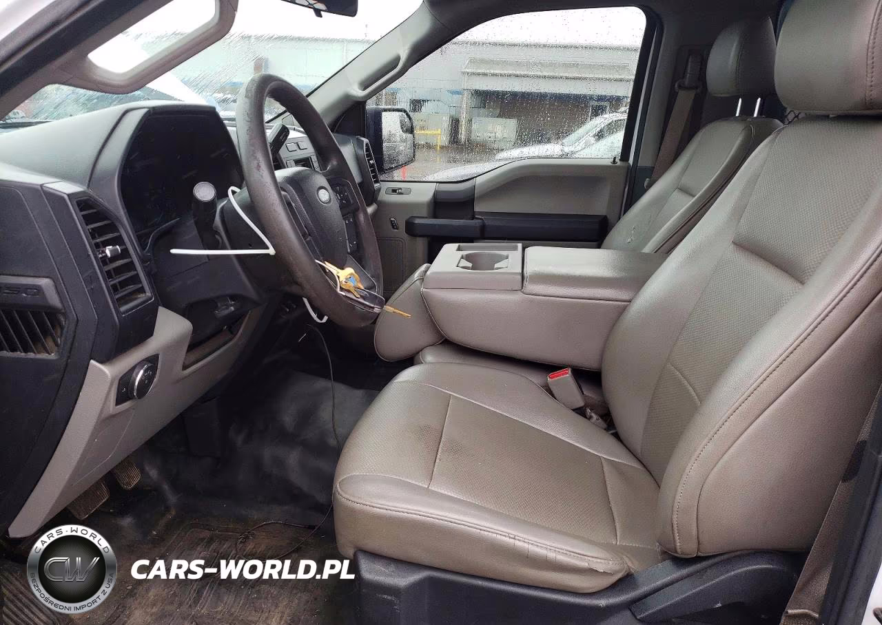 2017 Ford F150 VIN:1FTMF1CFXHKD77263 - 7