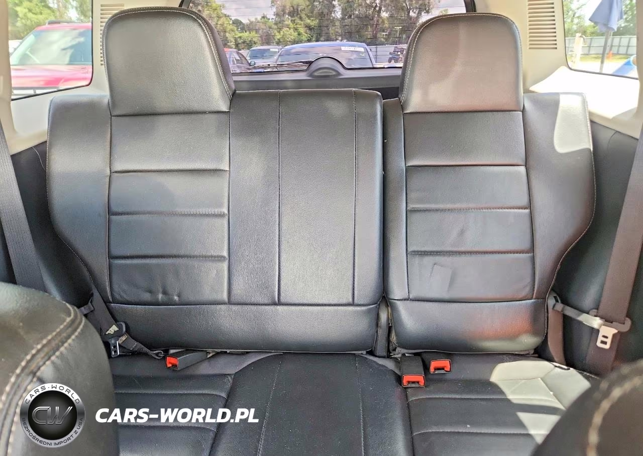 2011 Jeep Patriot Latitude VIN:1J4NF4GB9BD244979 - 10