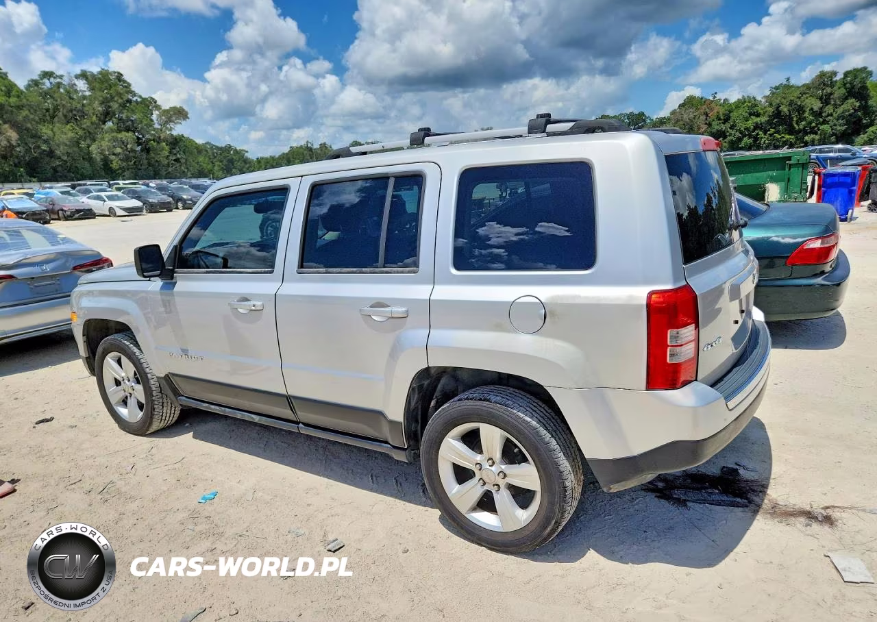 2011 Jeep Patriot Latitude VIN:1J4NF4GB9BD244979 - 2