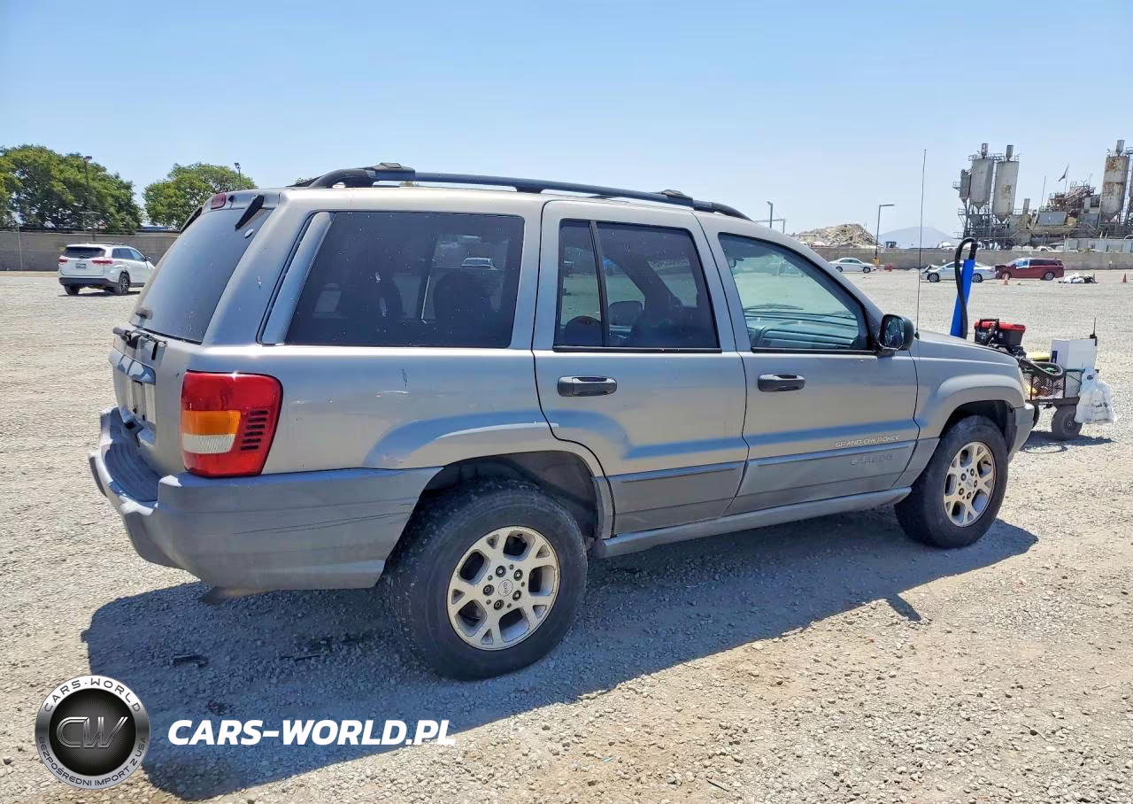 2001 Jeep Grand Cherokee Laredo VIN:1J4GX48S81C502546 - 3