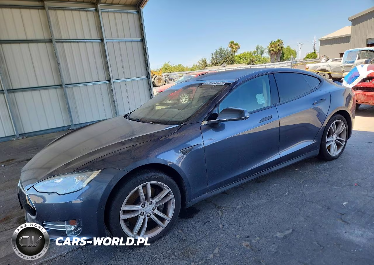 2015 Tesla Model S 85