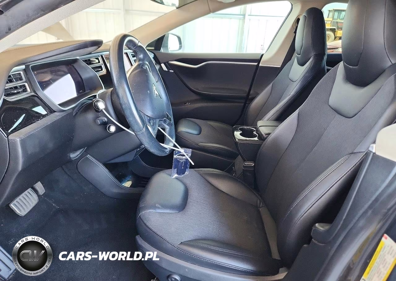 2015 Tesla Model S 85 VIN:5YJSA1H14FFP77218 - 7