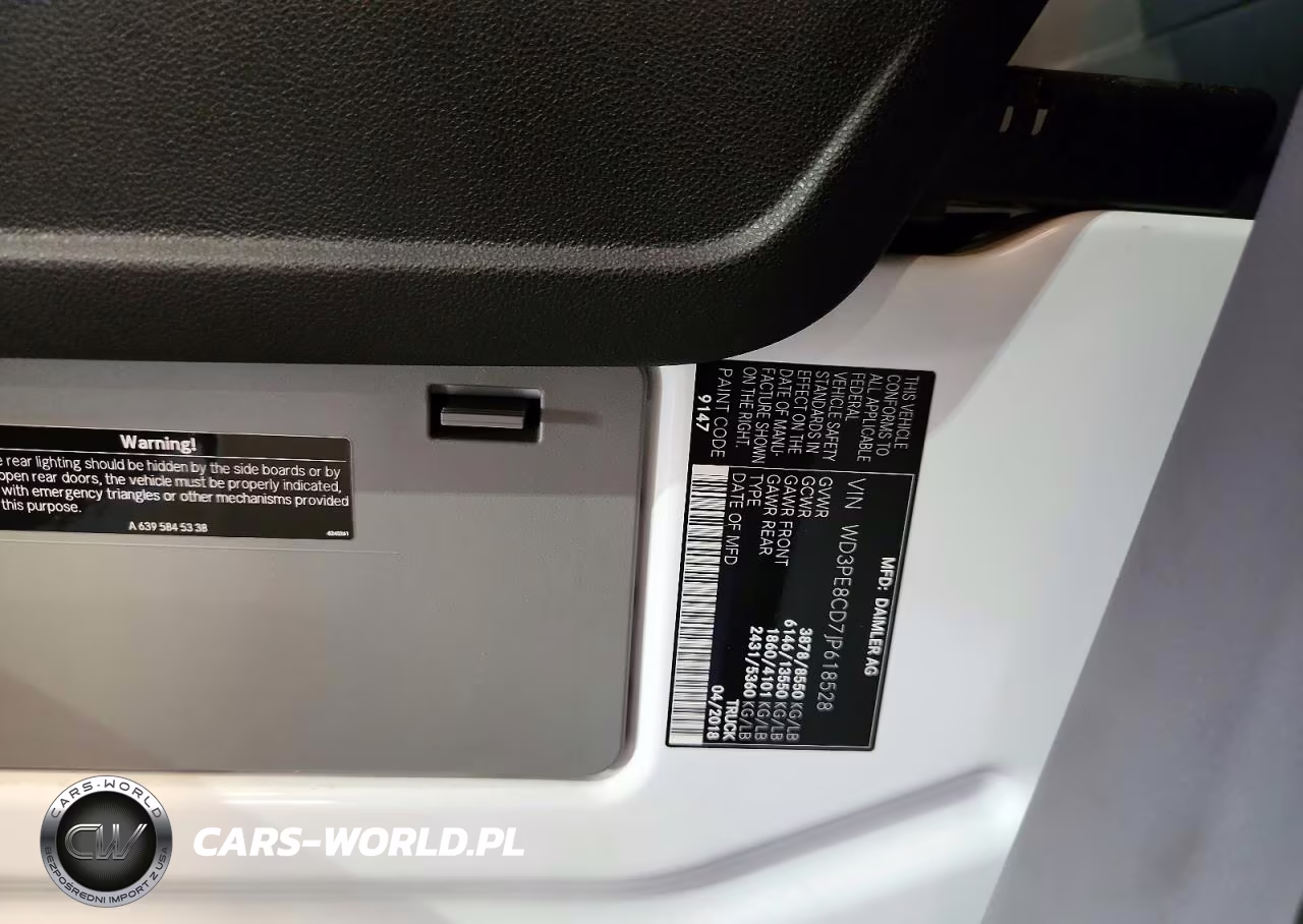 2018 Mercedes-Benz Sprinter 2500 Delivery Van VIN:WD3PE8CD7JP618528 - 13