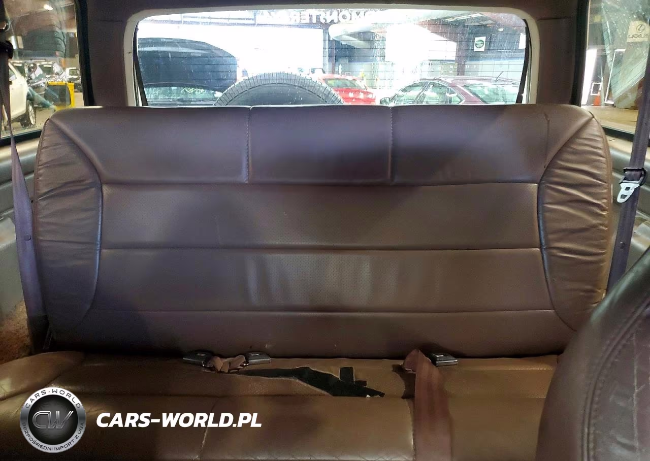 1993 Ford Bronco U100 VIN:1FMEU15NXPLA40353 - 10