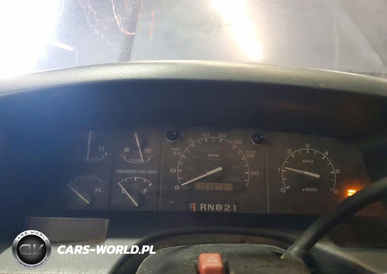1993 Ford Bronco U100 VIN:1FMEU15NXPLA40353 - 9