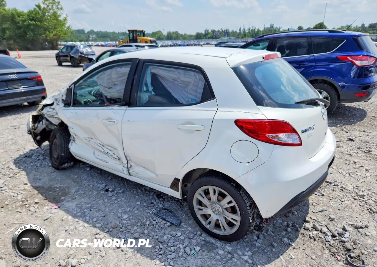 2013 Mazda Mazda2 VIN:JM1DE1KY2D0165422 - 2