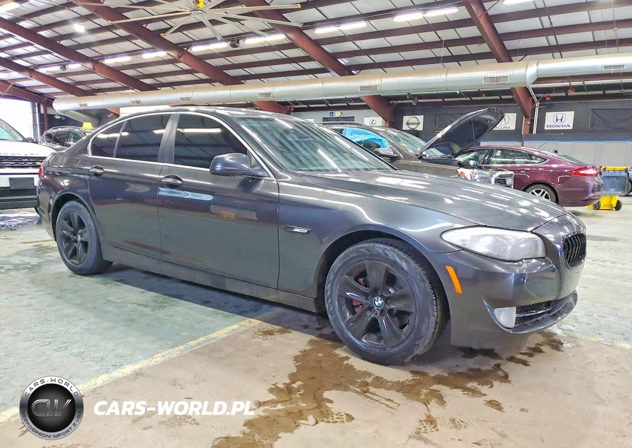 2012 BMW 528 I VIN:WBAXG5C52CDW24181 - 4