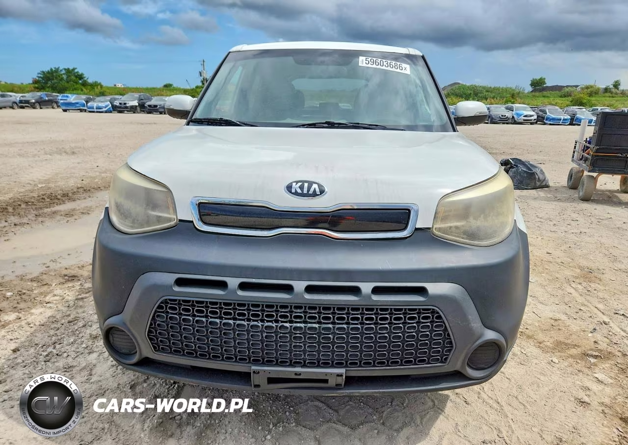2014 Kia Soul + VIN:KNDJP3A53E7043418 - 5