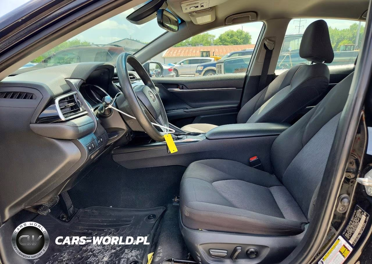 2018 Toyota Camry Le VIN:4T1B11HKXJU545985 - 7