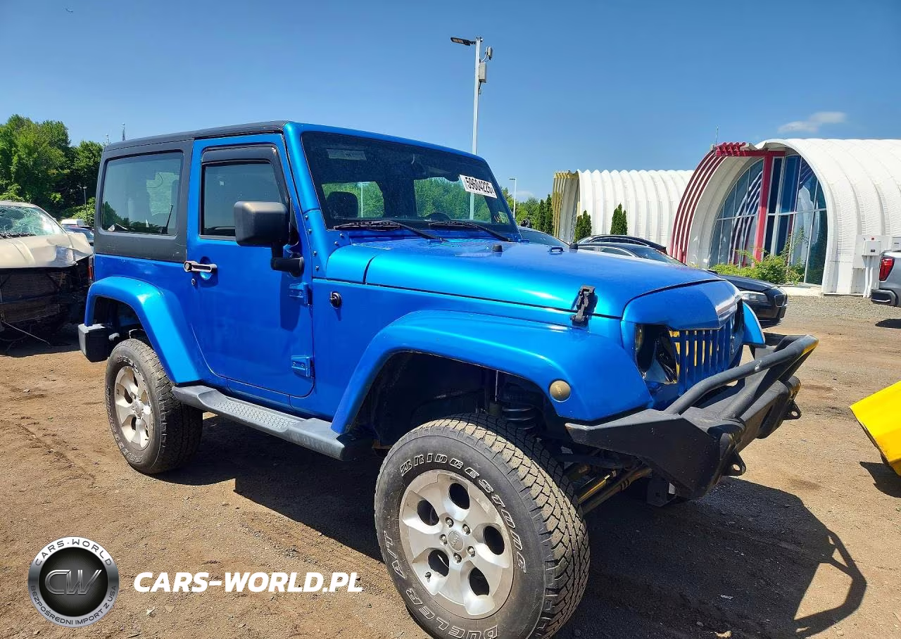 2015 Jeep Wrangler Sahara VIN:1C4AJWBG0FL748639 - 4