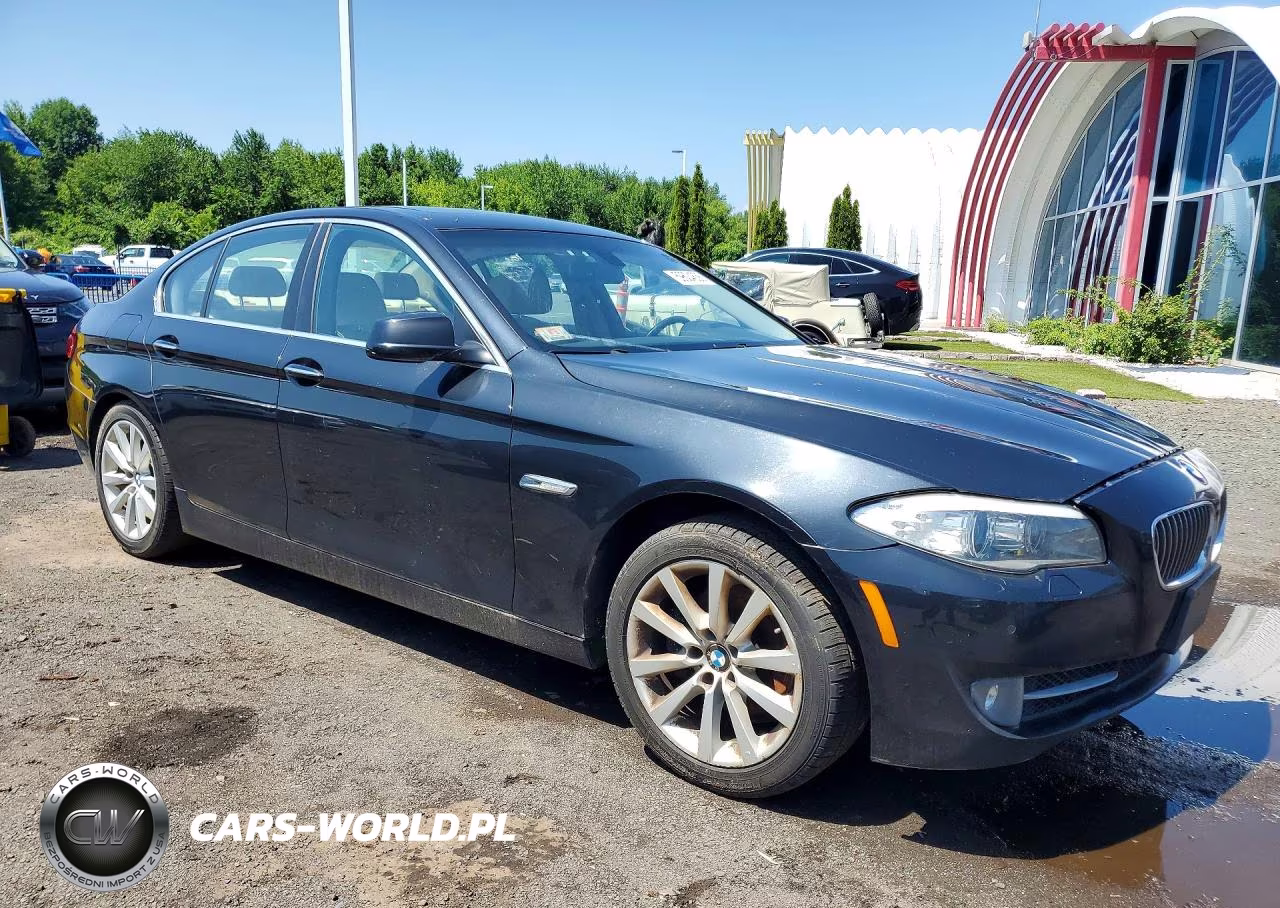 2013 BMW 528 Xi VIN:WBAXH5C53DD107714 - 4