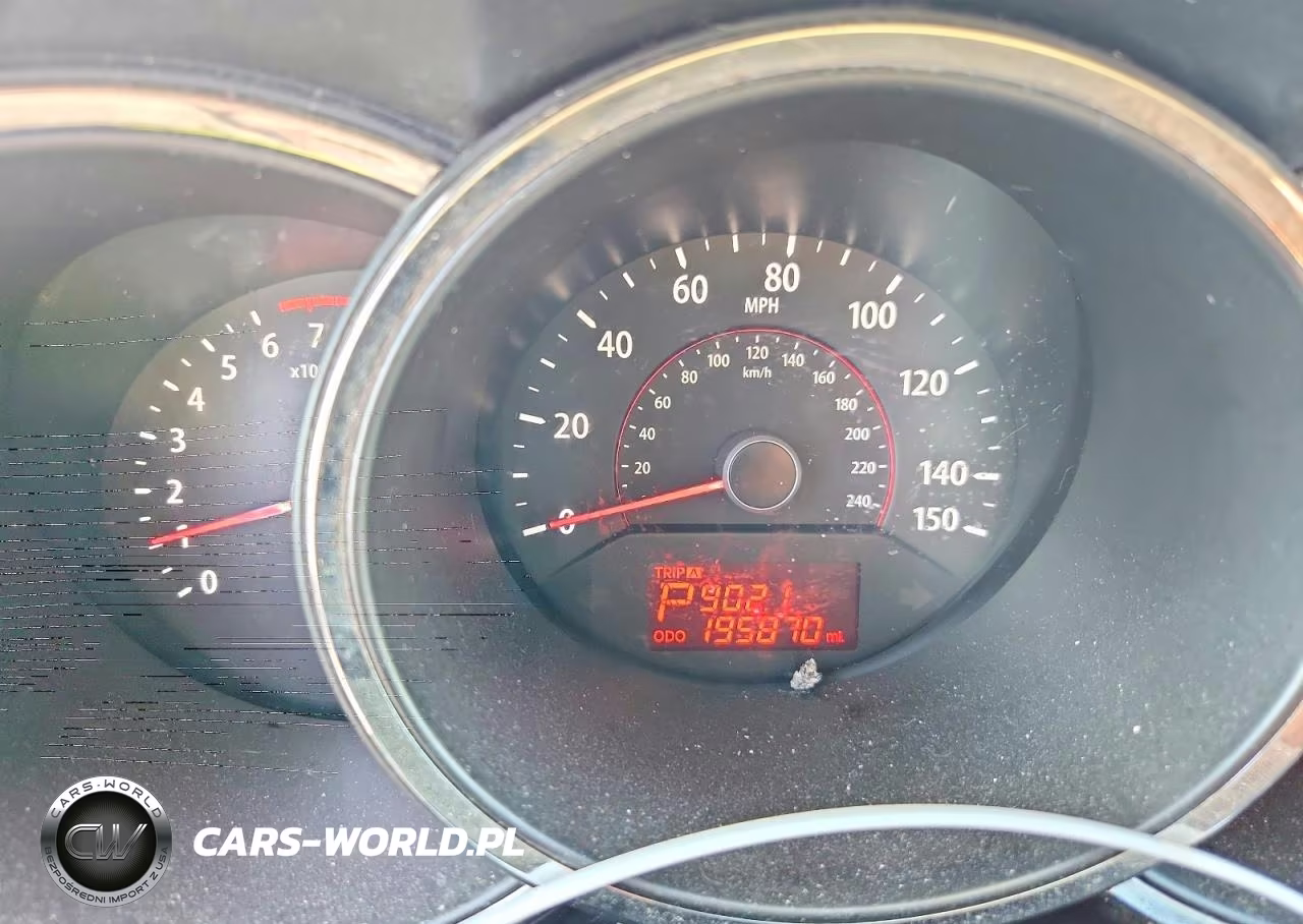 2011 Kia Sorento Lx VIN:5XYKTCA19BG025842 - 9