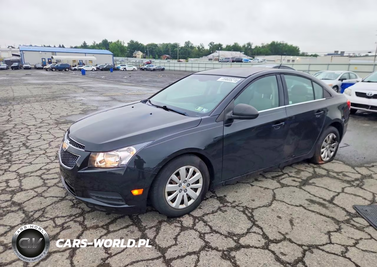 2011 Chevrolet Cruze Ls – zdjęcie 1 z 12