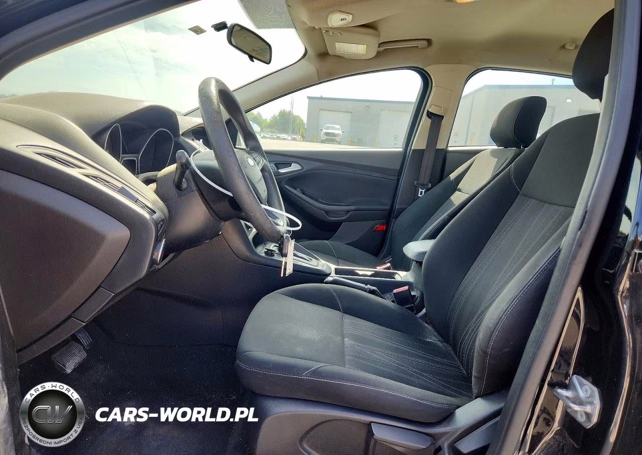 2018 Ford Focus Se VIN:1FADP3F28JL220404 - 7