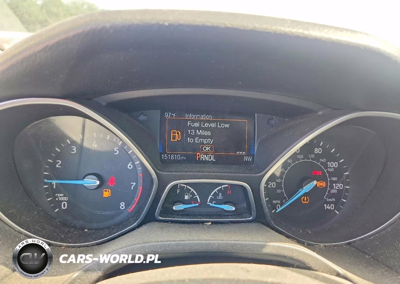 2018 Ford Focus Se VIN:1FADP3F28JL220404 - 9