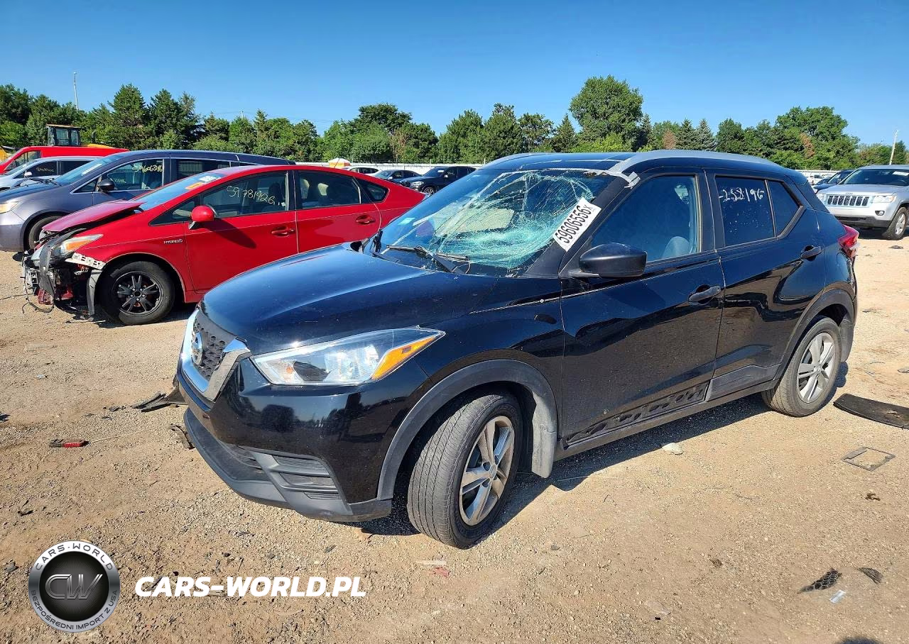 2019 Nissan Kicks S