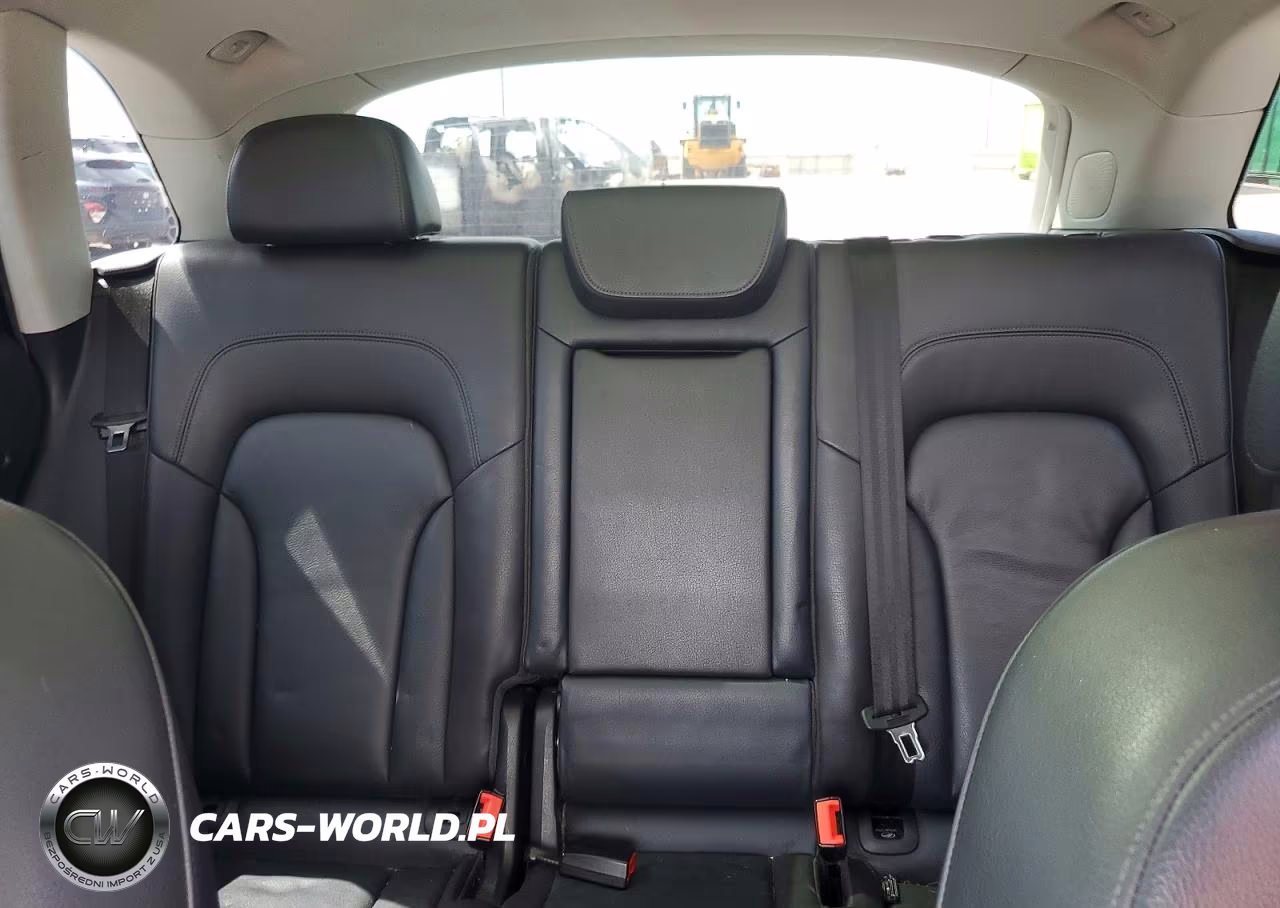 2017 Audi Q5 Premium Plus VIN:WA1L2AFP9HA087821 - 10