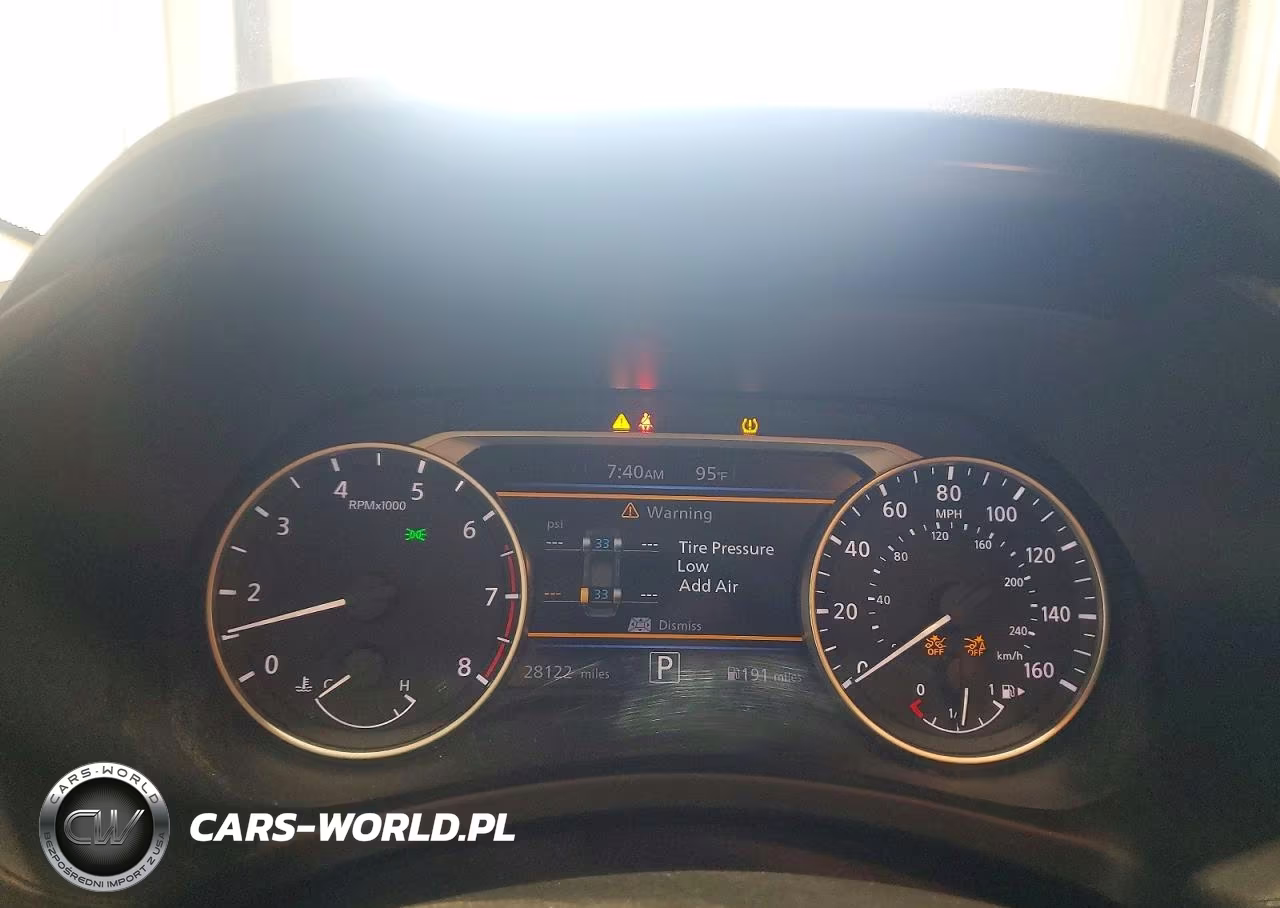 2025 Nissan Sentra Sr VIN:3N1AB8DV2SY306311 - 9