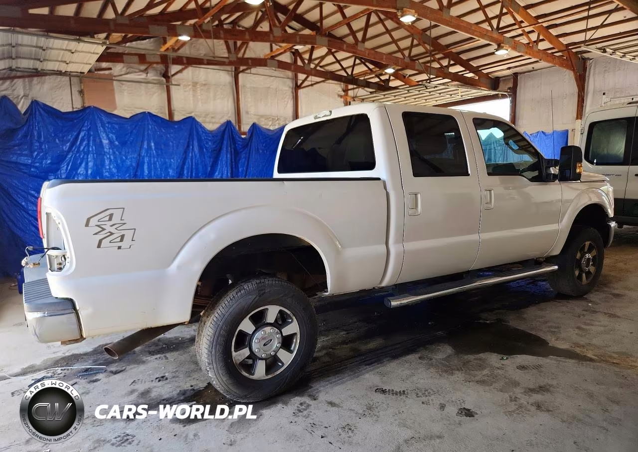 2012 Ford F250 Super Duty VIN:1FT7W2B64CEB44961 - 3