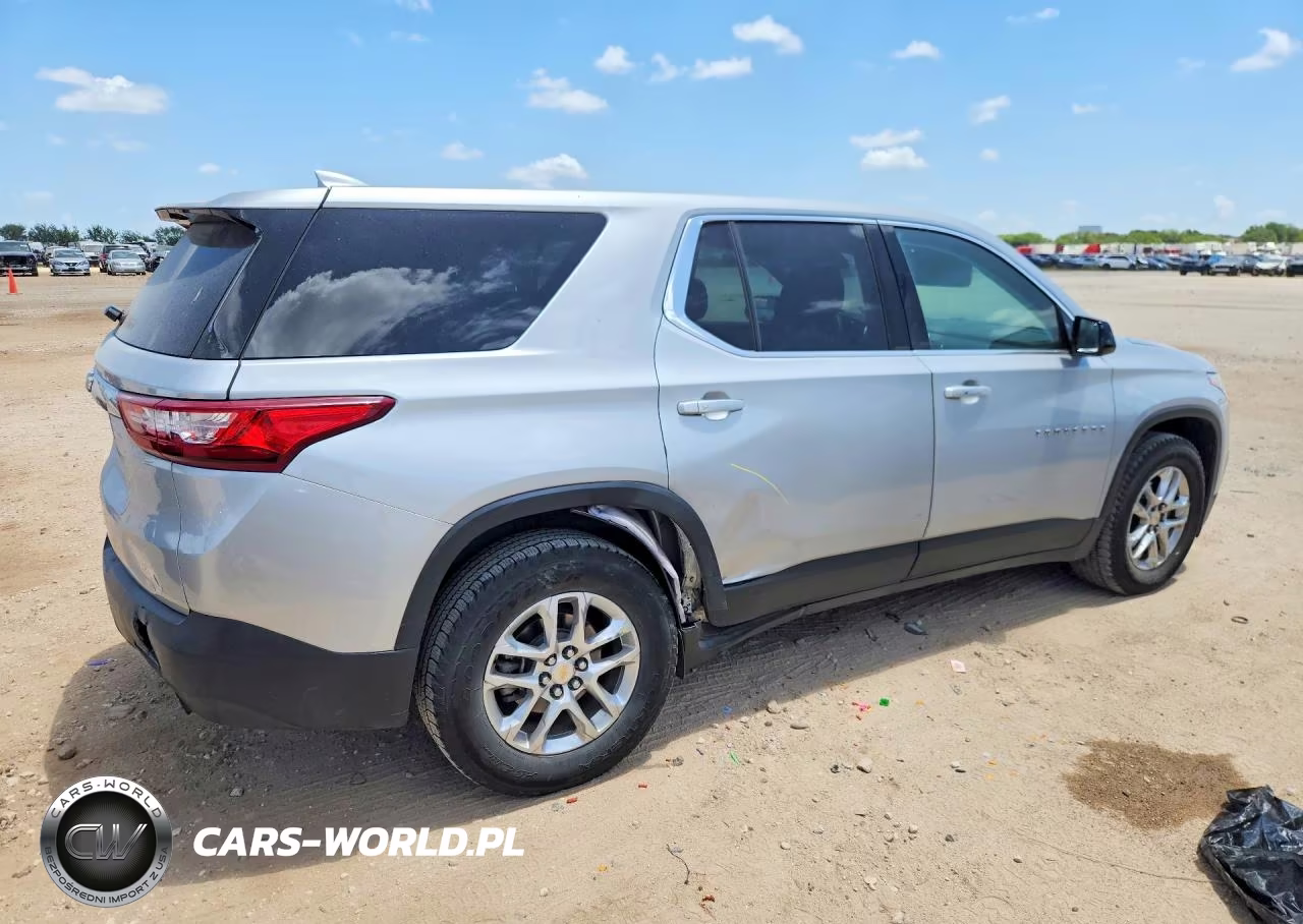 2019 Chevrolet Traverse VIN:1GNERFKW8KJ201889 - 3