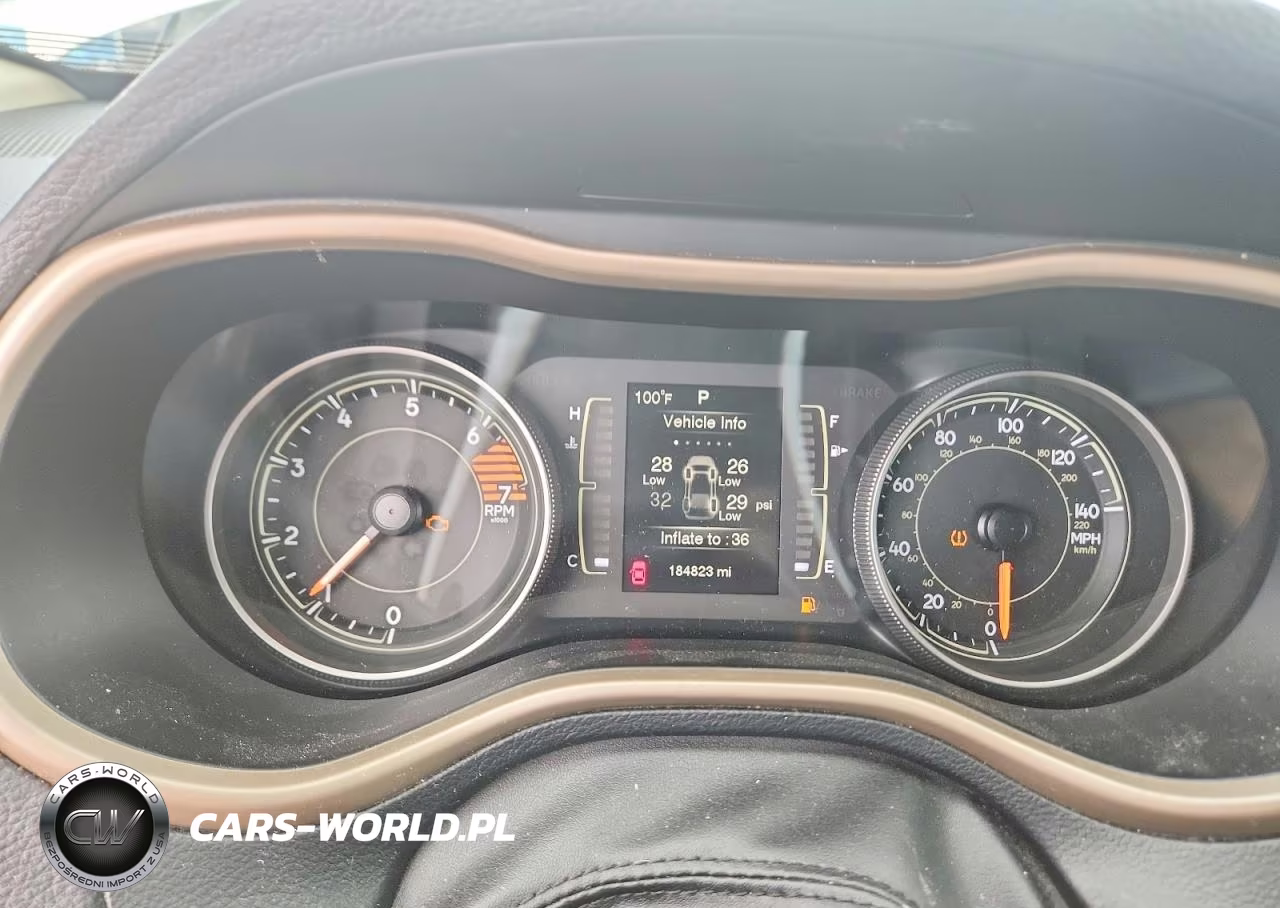 2016 Jeep Cherokee Sport VIN:1C4PJMAB0GW148580 - 9