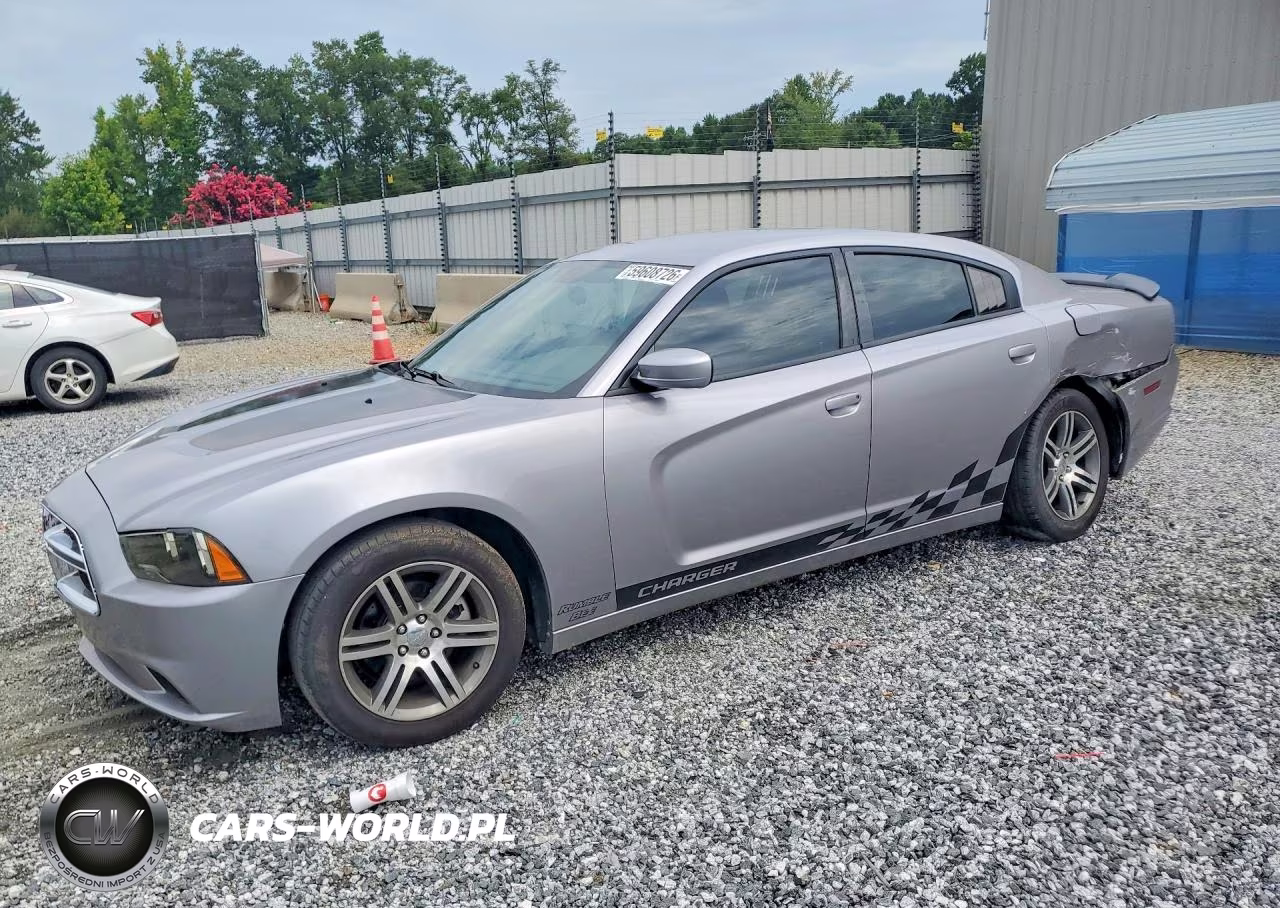 2013 Dodge Charger Se – zdjęcie 1 z 12