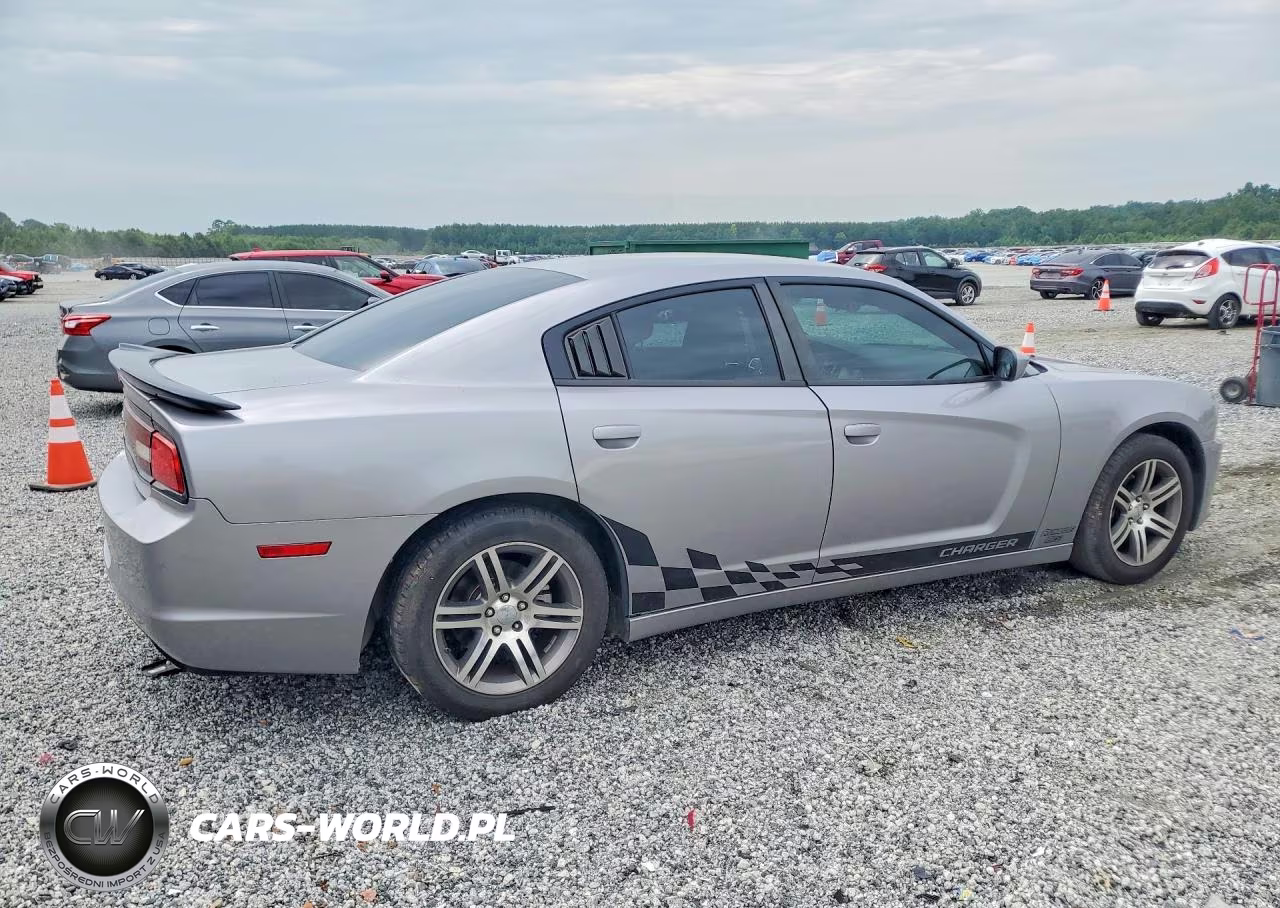 2013 Dodge Charger Se VIN:2C3CDXBG9DH637317 - 3