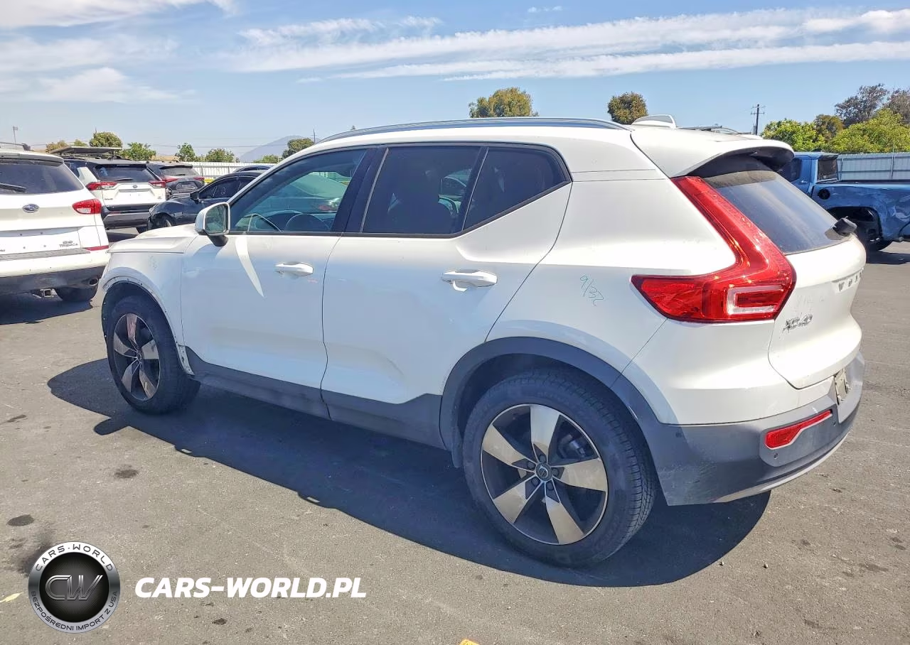 2019 Volvo Xc40 T5 Momentum VIN:YV4162UK5K2111545 - 2