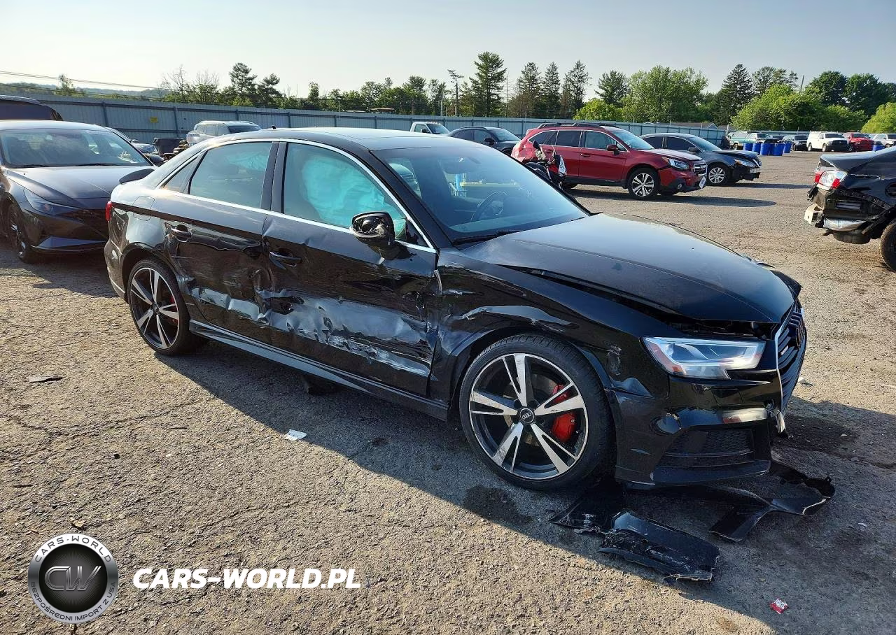 2018 Audi A3 Premium Plus VIN:WAUJ8GFF3J1041121 - 4