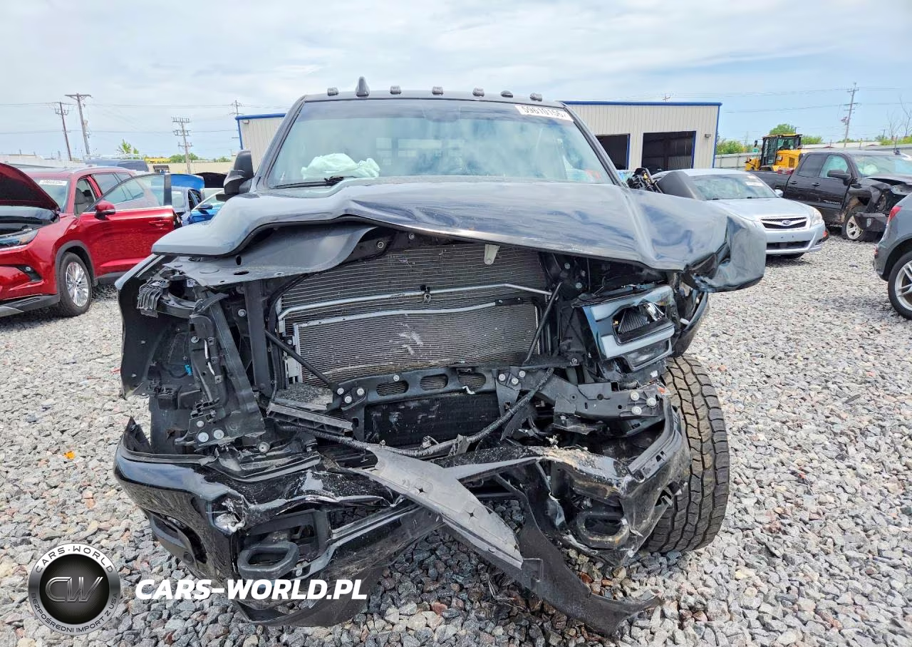 2022 Ram 2500 Laramie VIN:3C6UR5FJ3NG254400 - 5