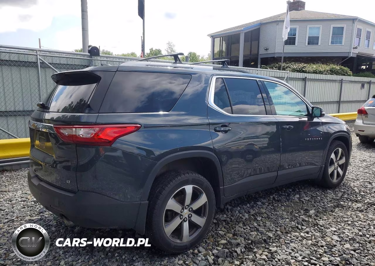 2018 Chevrolet Traverse Lt VIN:1GNEVHKW0JJ190294 - 3