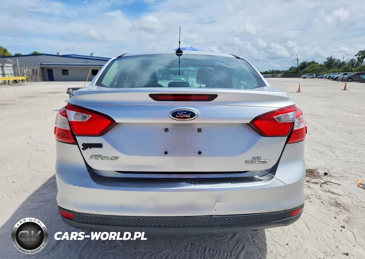 2014 Ford Focus Se VIN:1FADP3F28EL322078 - 6