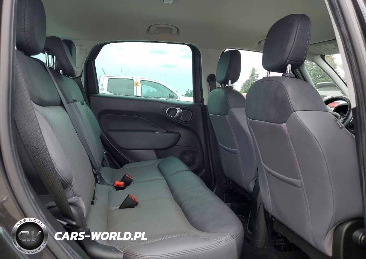 2014 Fiat 500L Lounge VIN:ZFBCFACH9EZ004718 - 11