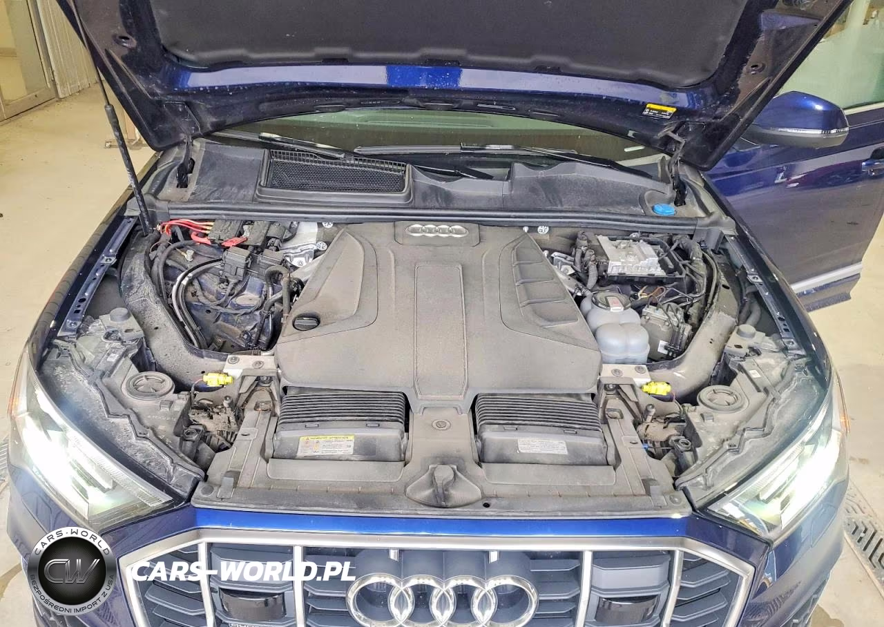 2021 Audi Q7 Premium Plus VIN:WA1LJAF7XMD041779 - 12