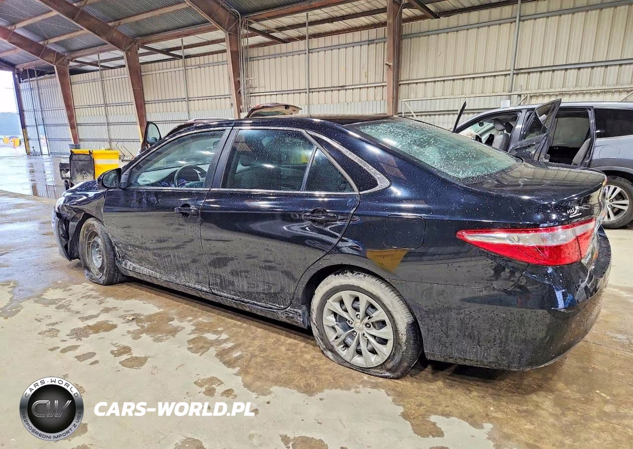 2017 Toyota Camry Le VIN:4T1BF1FKXHU289684 - 2