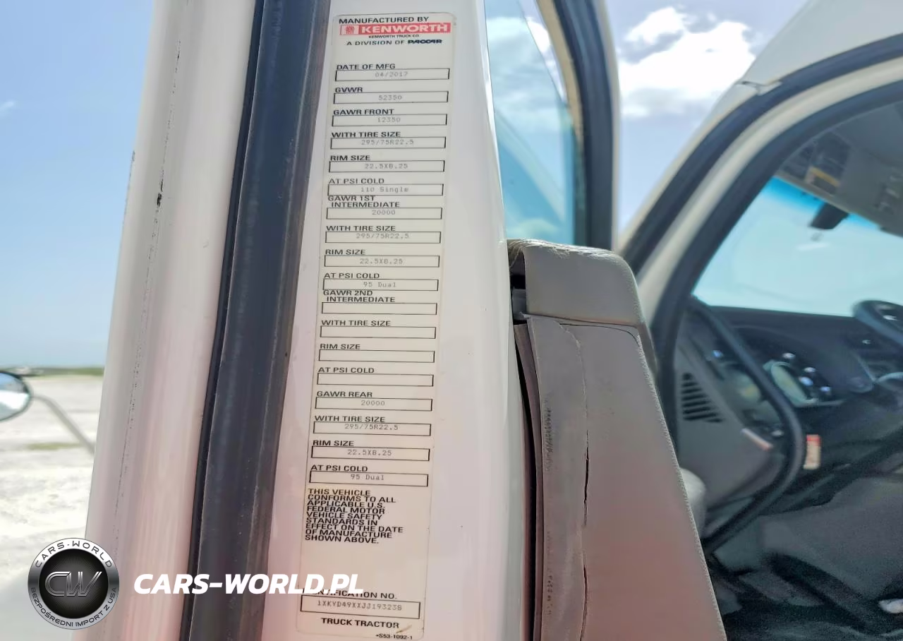 2018 Kenworth T680 Semi Truck VIN:1XKYD49XXJJ193238 - 12
