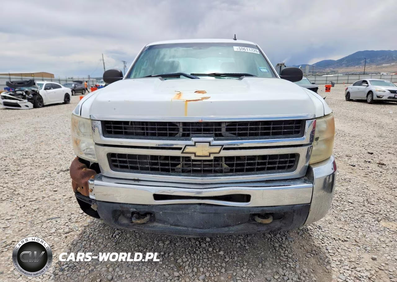 2008 Chevrolet Silverado K2500 Heavy Duty VIN:1GCHK23K78F185551 - 5