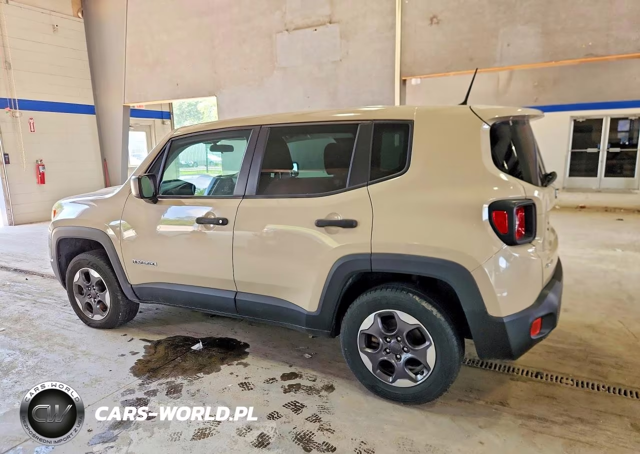 2016 Jeep Renegade Sport VIN:ZACCJBAW2GPD19638 - 2