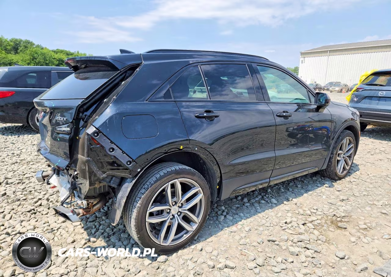 2019 Cadillac Xt4 Sport VIN:1GYFZFR41KF216278 - 3