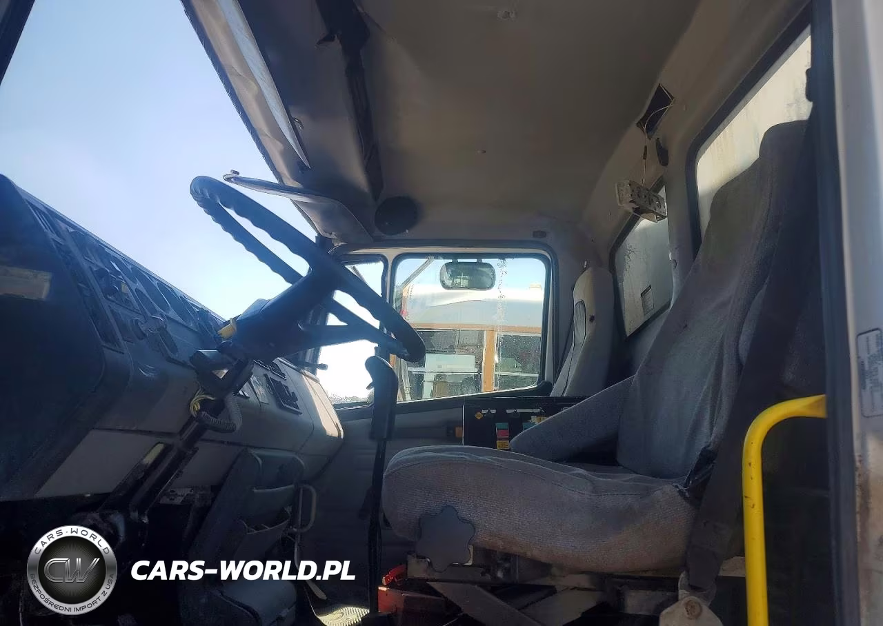 1999 Freightliner Fl112 Feed Delivery Truck VIN:1FVXTWEBXXHB53426 - 7