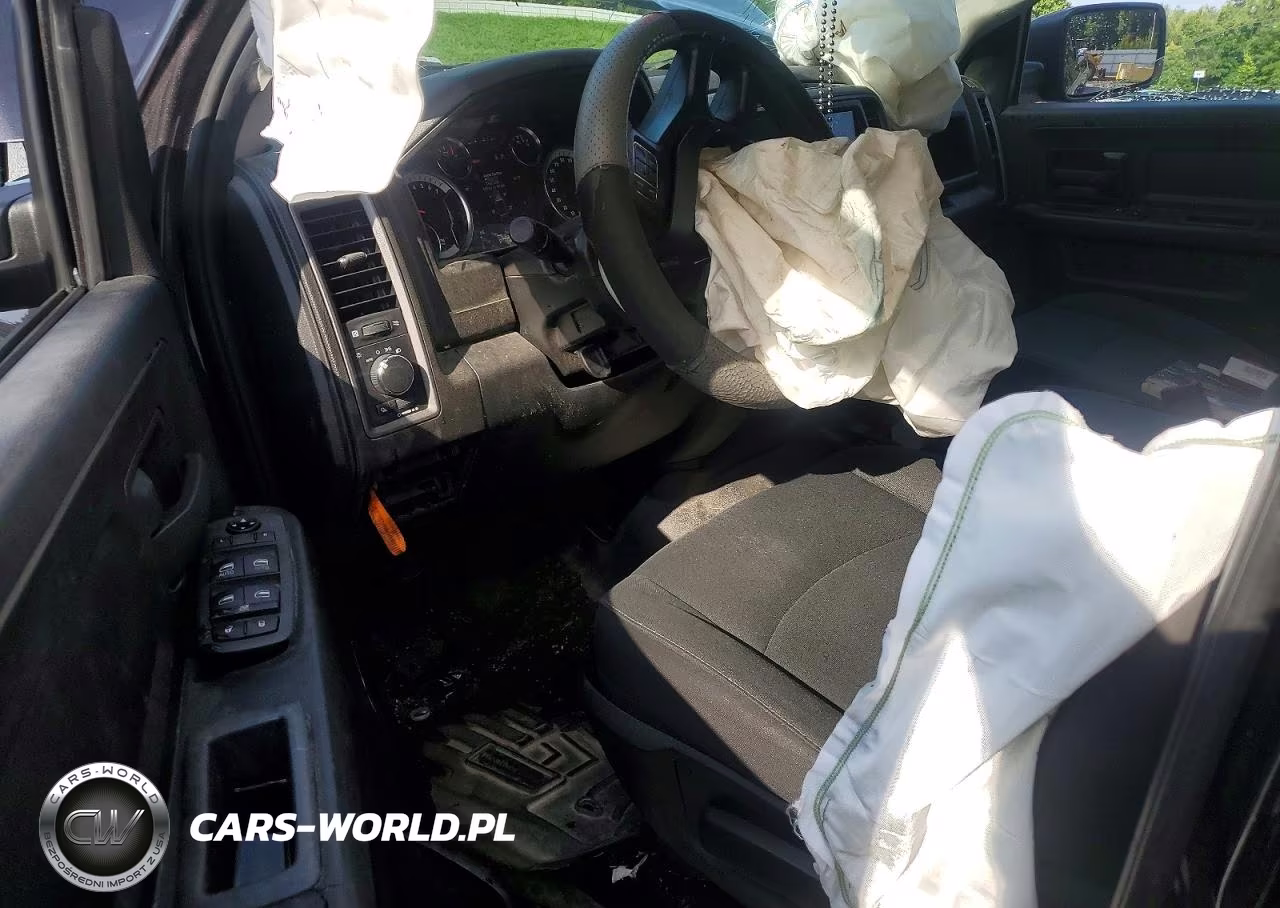 2022 Ram 1500 VIN:1C6RR7FG9NS208164 - 8