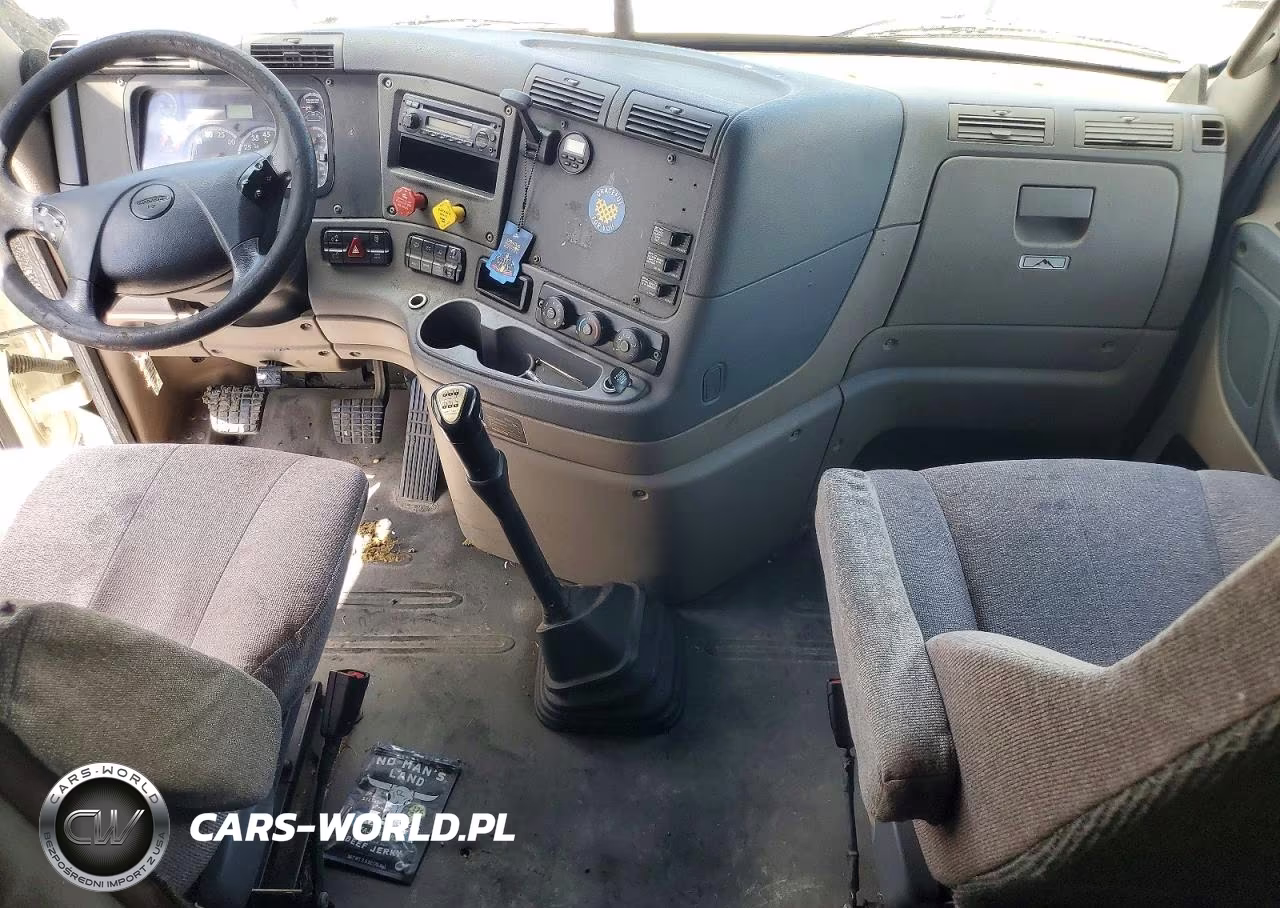 2013 Freightliner Cascadia Semi Truck VIN:1FUJGLBG8DLFH5244 - 8