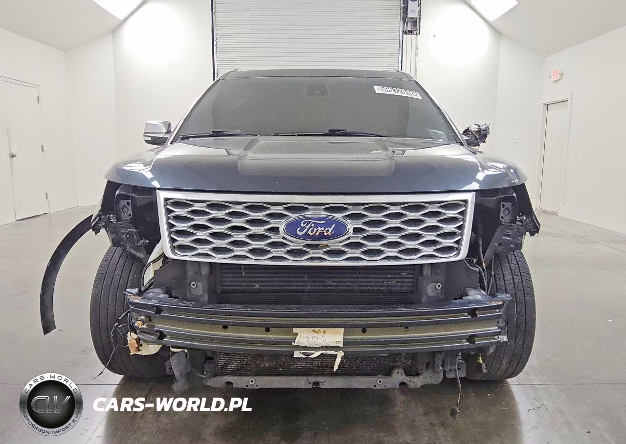 2017 Ford Explorer Platinum VIN:1FM5K8HT4HGA61895 - 5