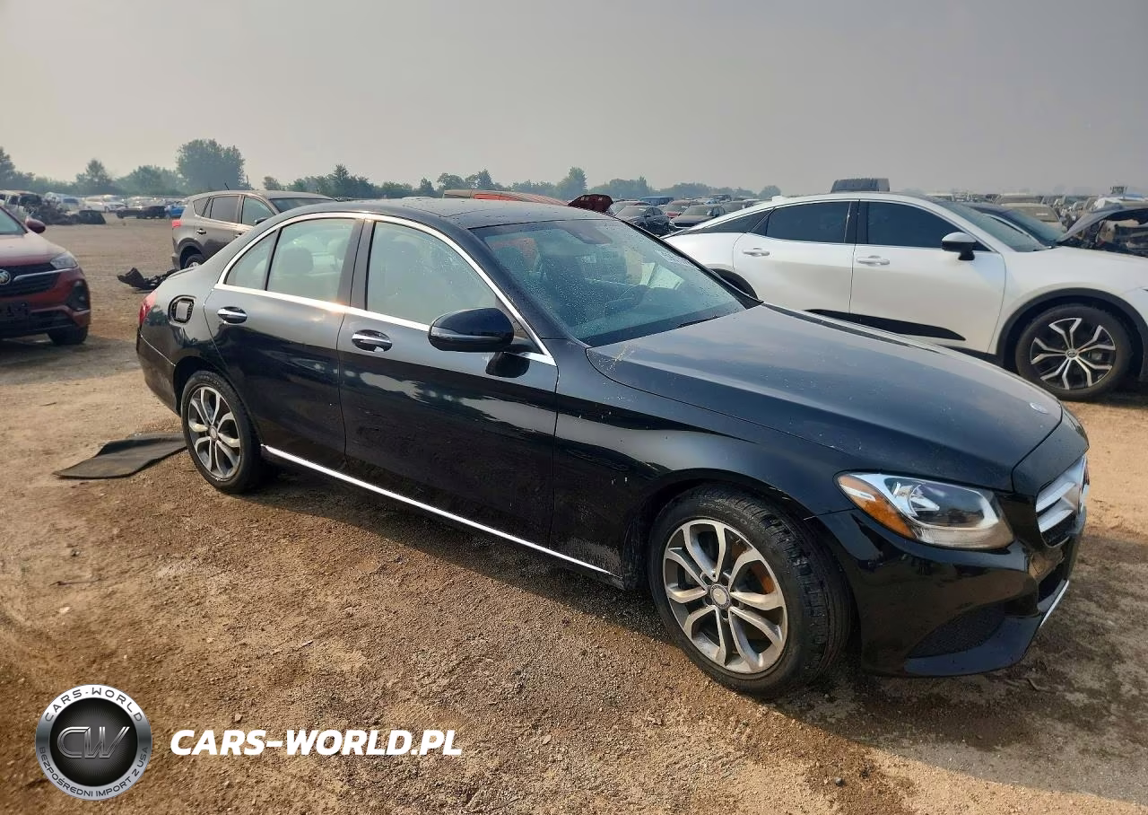 2016 Mercedes-Benz C 300 4Matic VIN:55SWF4KB2GU144979 - 4