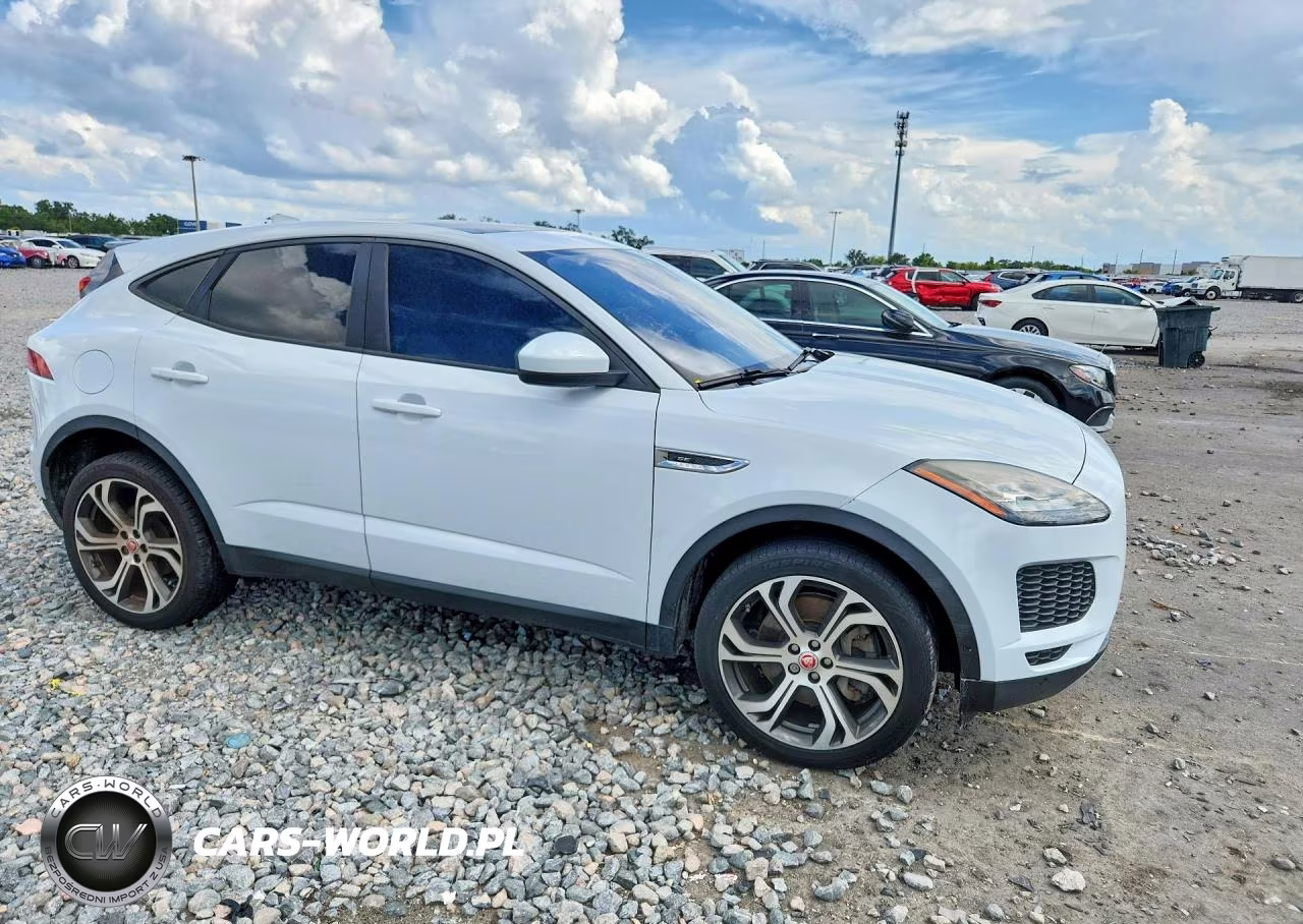 2019 Jaguar E-Pace Se VIN:SADFP2FX8K1Z37461 - 4